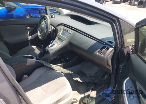 2015 Toyota Prius Two z USA, uszkodzony, nr VIN JTDKN3DU6F0457395